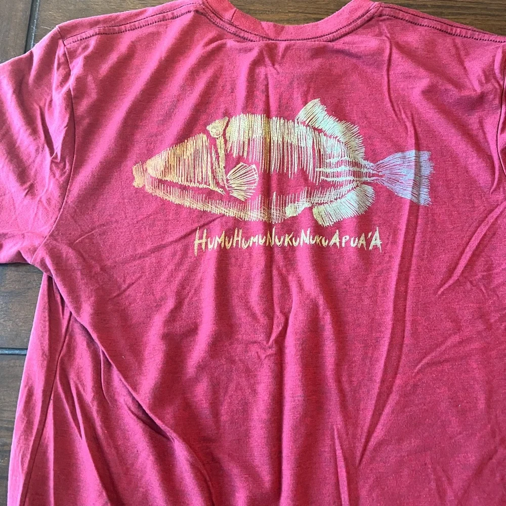 Red Maui Cariloha bamboo fabric tshirt size adult medium - Picture 5 of 5